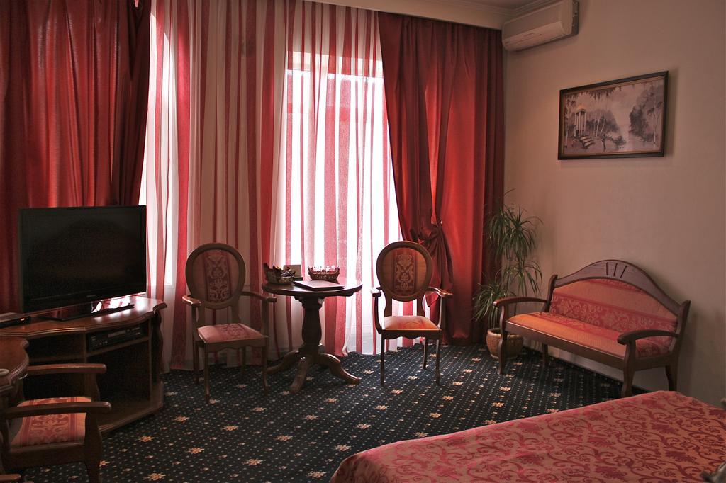 Pushkinskaya Hotel Rostov-on-Don Quarto foto